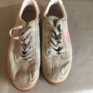 Women's puma size 8