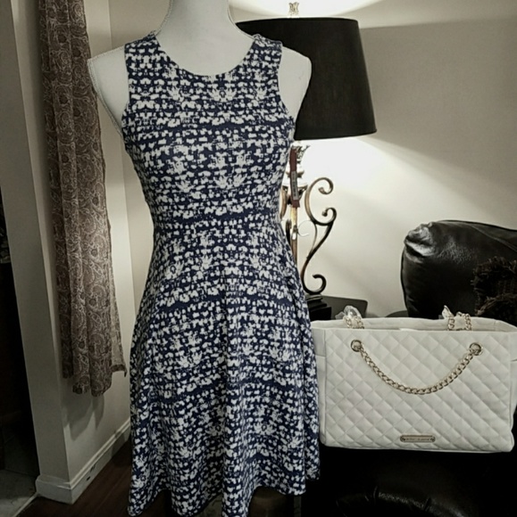 Xhilaration Dresses & Skirts - Xhiliration Mixed Lace Fit & Flare Dress