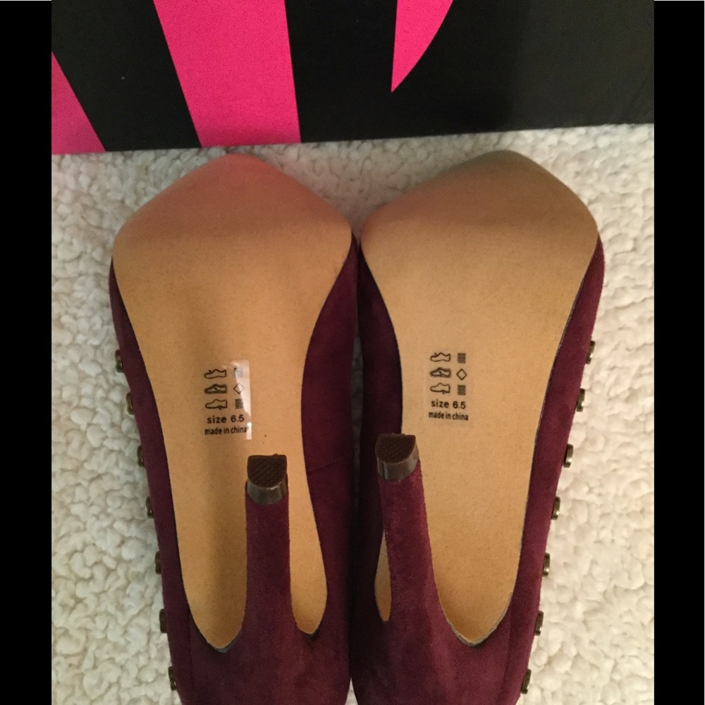 NEW Dress High-Heel in Cranberry size 6.5. - Picture 4 of 8