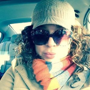 Meet your Posher, Monique