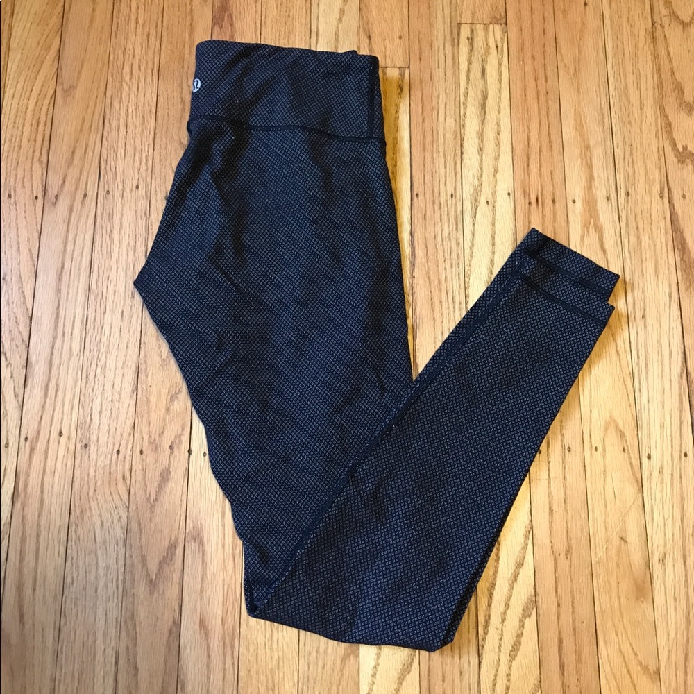 Lululemon yoga pants