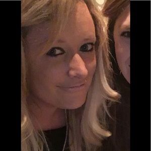 Meet your Posher, Nikki