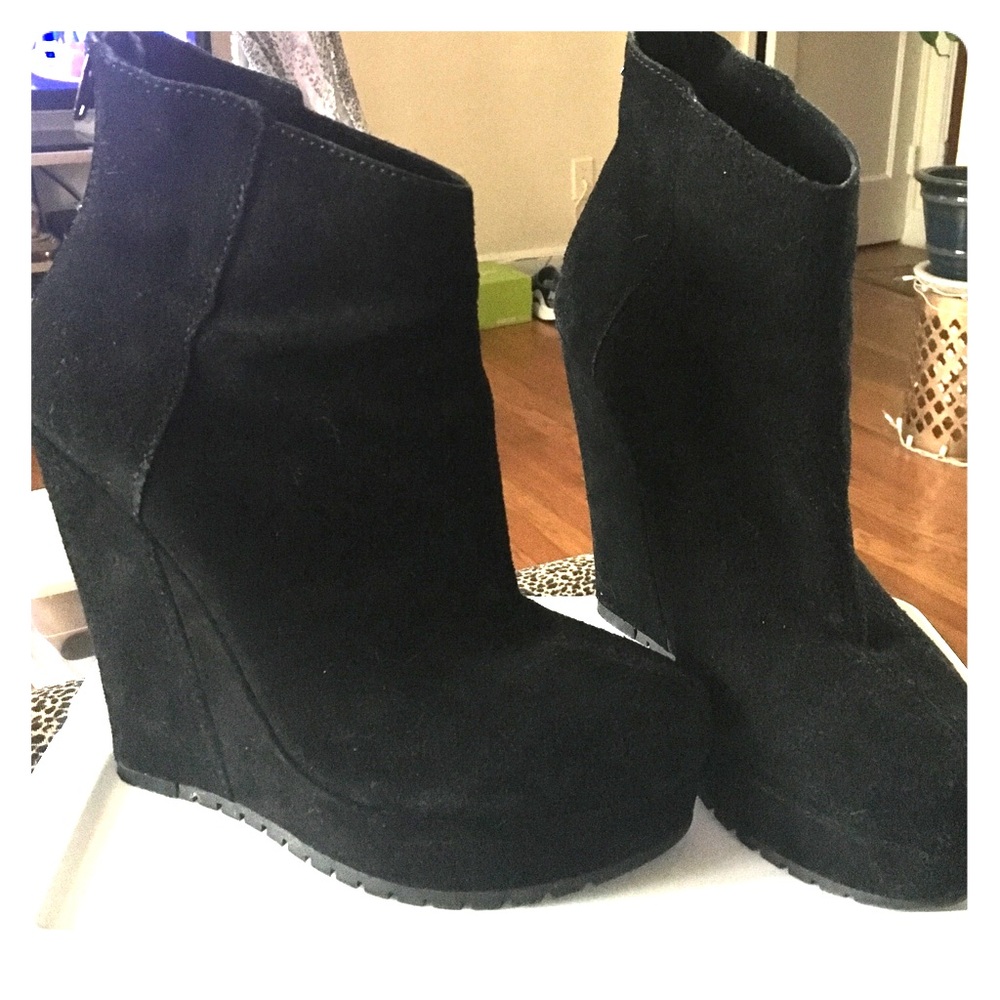 Kelsi Dagger suede wedge booties