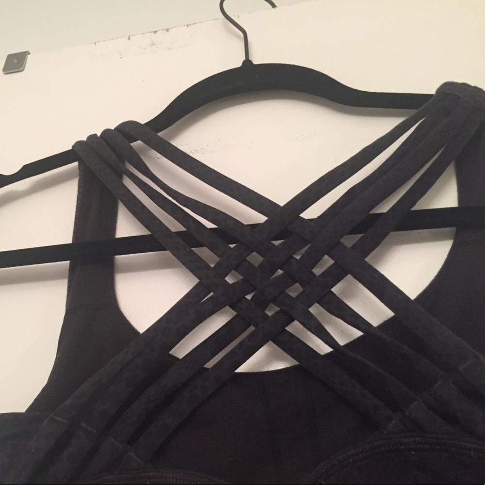 Lululemon sports top size 2 gray stripe