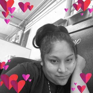 Meet your Posher, Alma