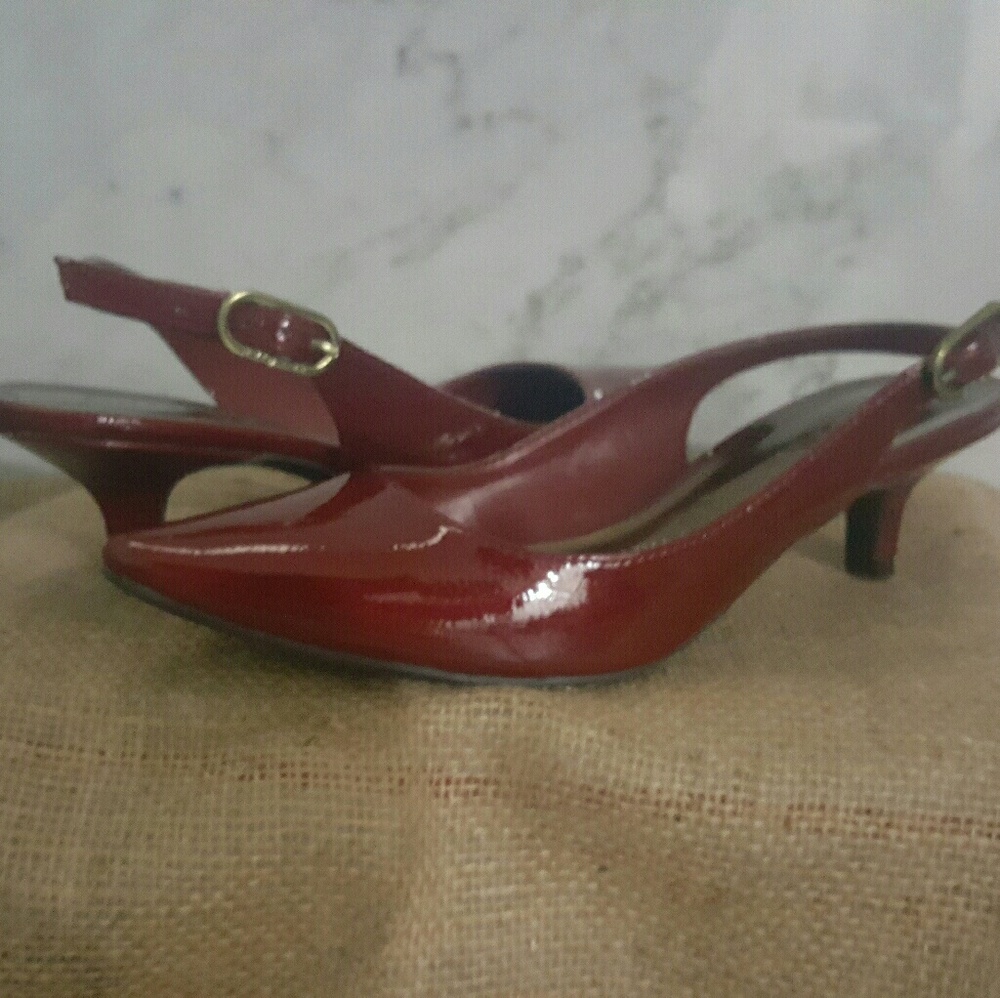 Etienne Aigner kitten heels
