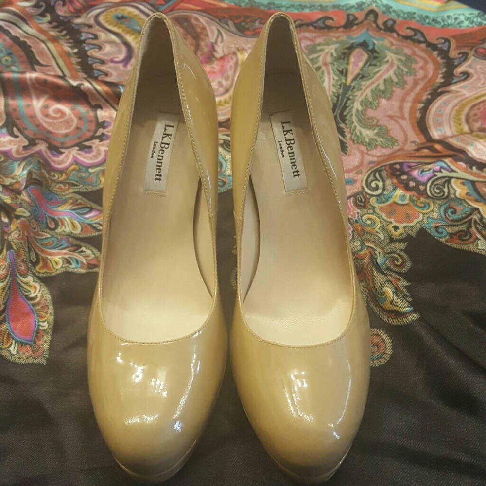 LK Bennet London patent nude pumps