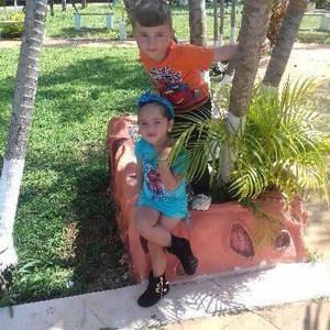 Meet your Posher, Isabel