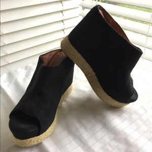 Jeffrey Campbell Shoes