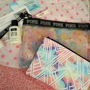 VS PINK DUO TRAVEL POUCH W/ VS ULTRA  CREME WASH