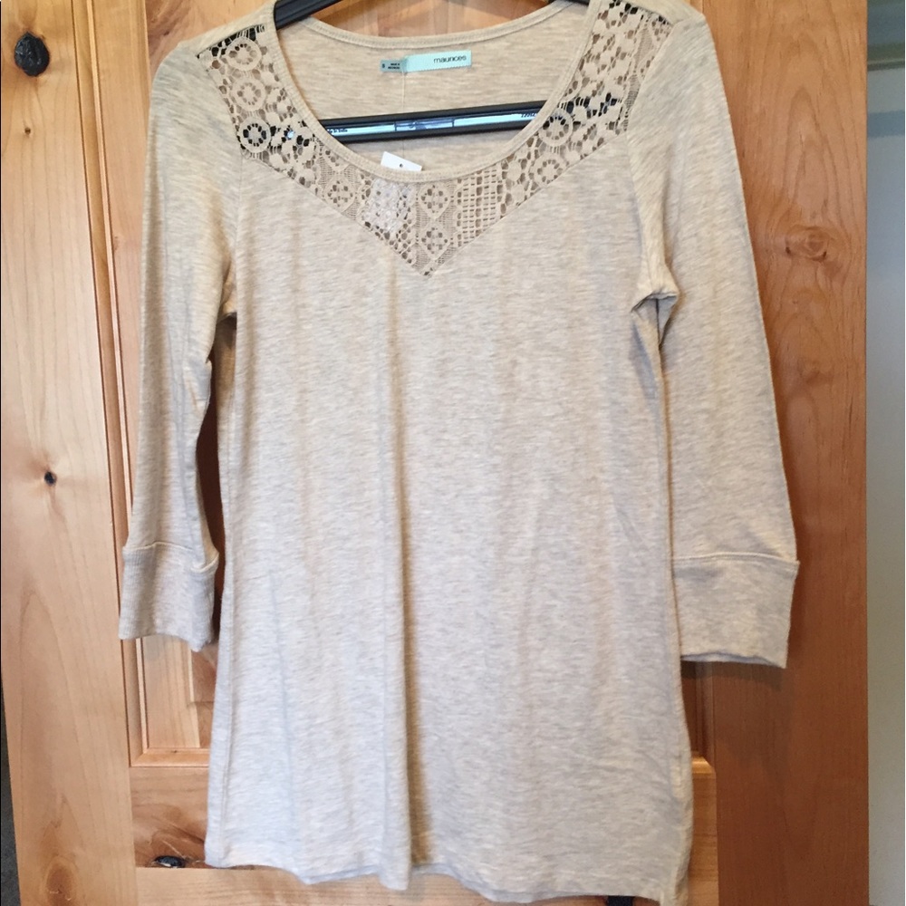 🍂 Maurice's 3/4 sleeve cream lace shirt