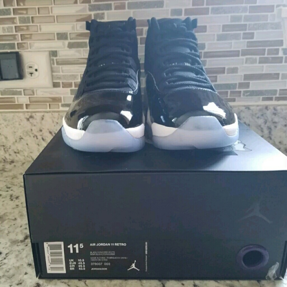 Air jordan Retro 11 space jams 2016