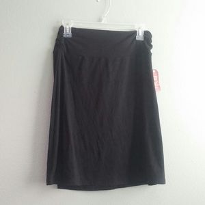 Black casual skirt