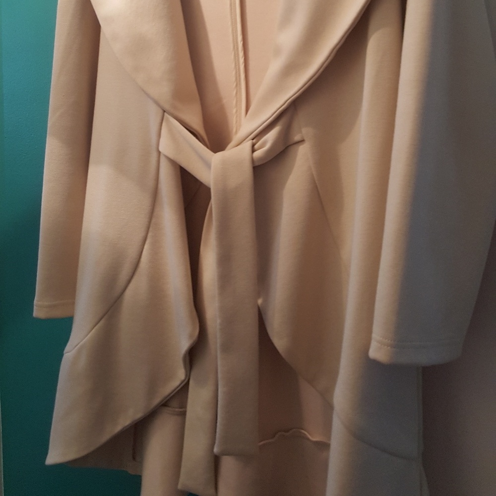 Jacket - Picture 2 of 4