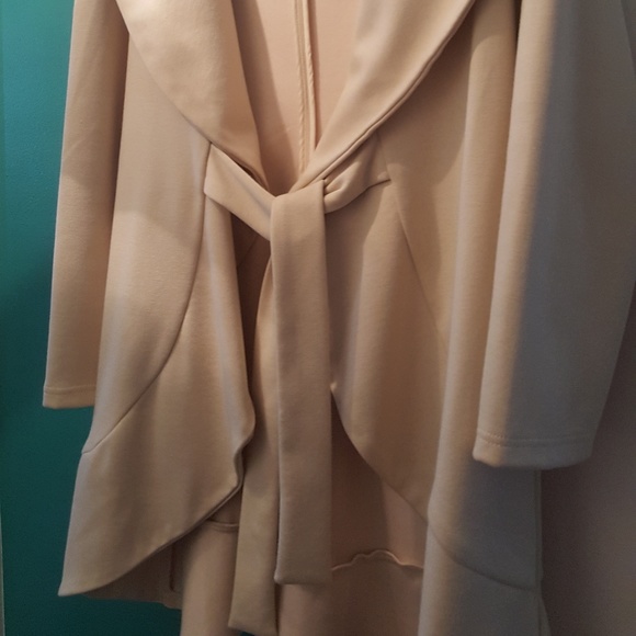 Jacket - Picture 2 of 4