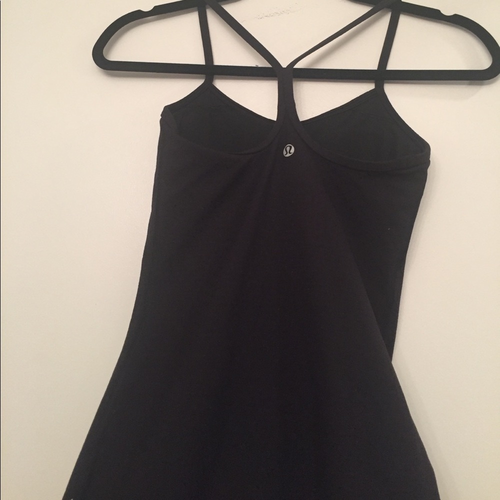 Lululemon camisole black with black dots size 2