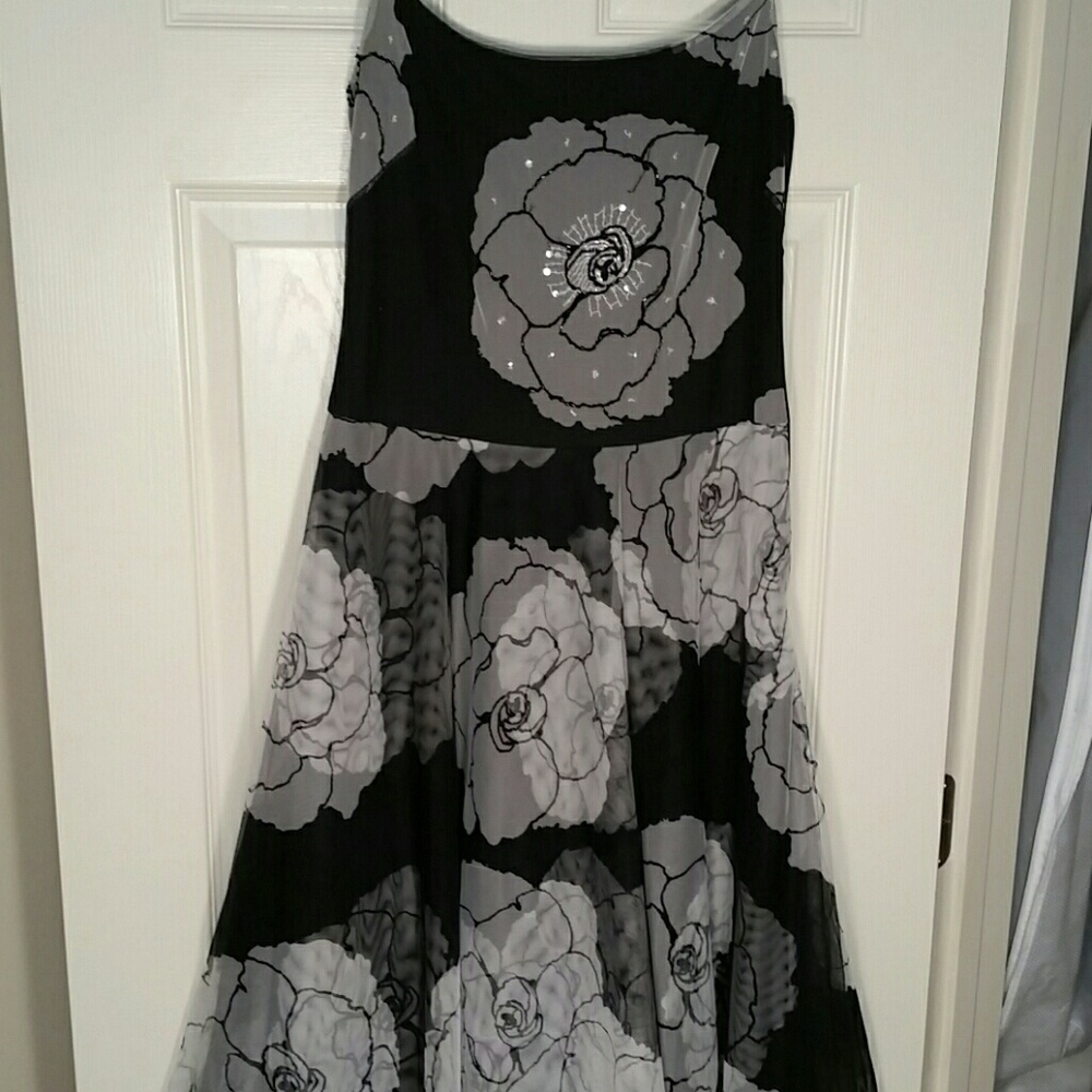 BCBG Max Azaria black & white floral beaded dress