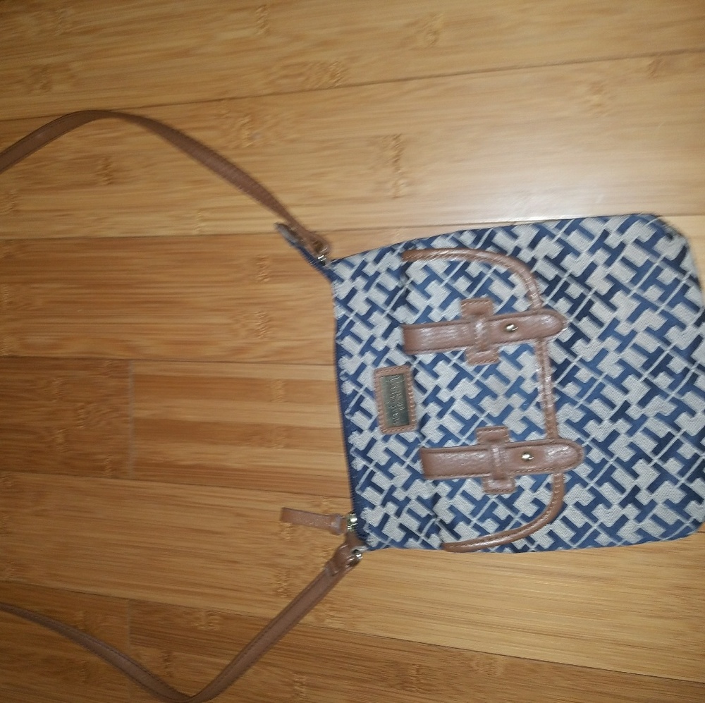 Tommy Hilfiger purse