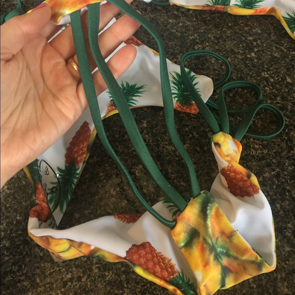 Reversible. Pineapple print - Picture 7 of 7