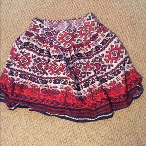 Short skirt with fun design