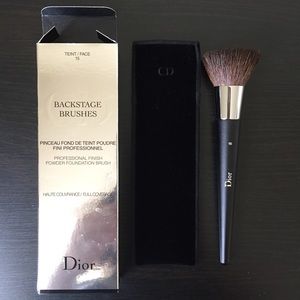 New Dior powder foundation brush