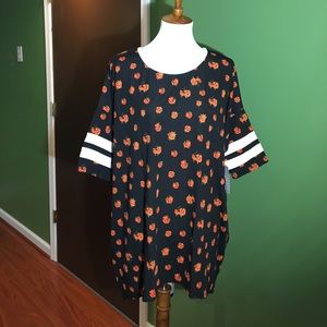 Floral LuLaRoe Irma Top (XL)