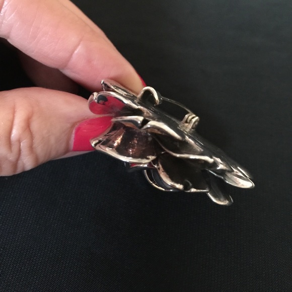 Beautiful Vtg Viking Craft sterling Silver 925 Flower Pin  💥HP💥Vtg sterling flower brooch/pendant