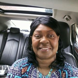 Meet your Posher, Roslyn