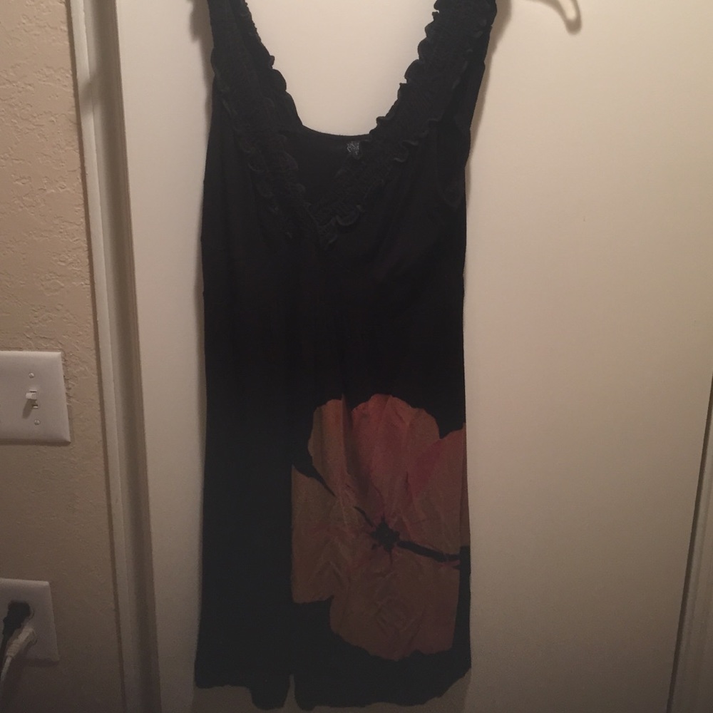 M label black w/ brown and pink flower dress