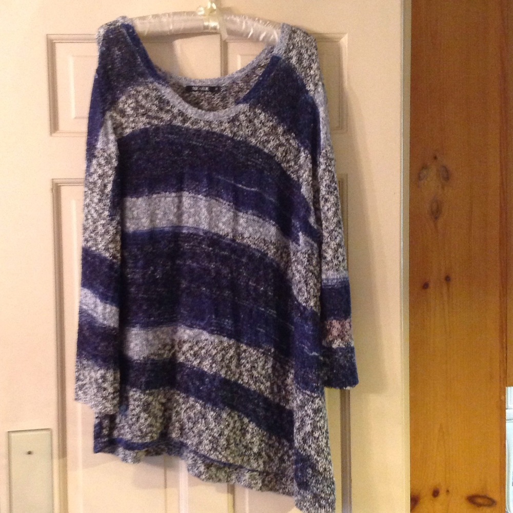 Black, white, blue striped lightweight sweater.