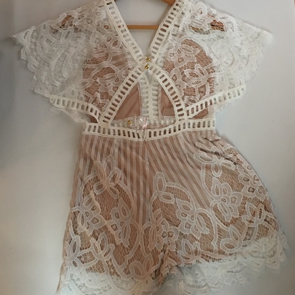 WHITE AND NUDE LACE ROMPER - Picture 4 of 5