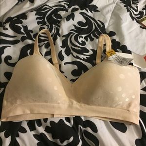 NWT tan ultimate comfort flex fit wirefree bra 3xl