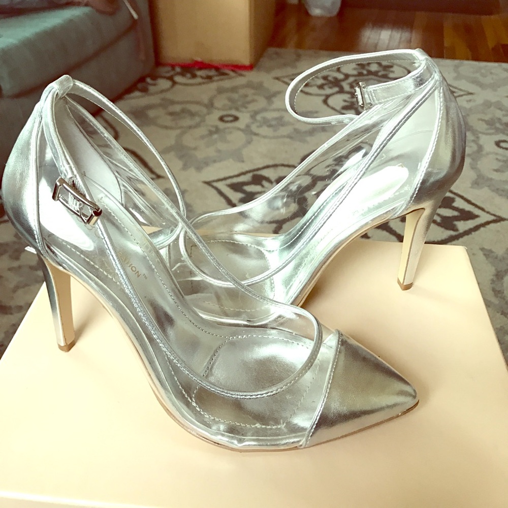 Transparent Pumps