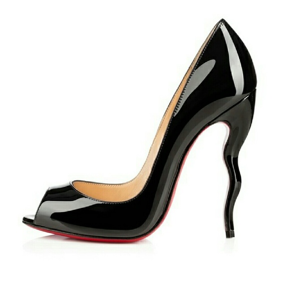 No Mom, This isn't a phase... 👠 - Picture 2 of 4