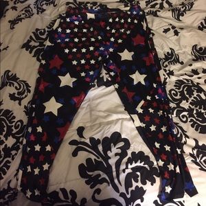 Black, red, white and blue star leggings