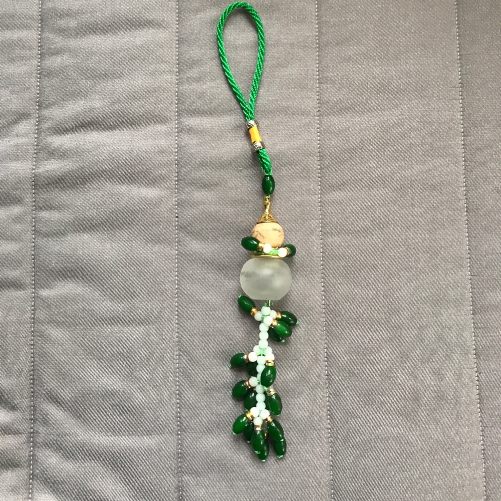 Essential oil carrier