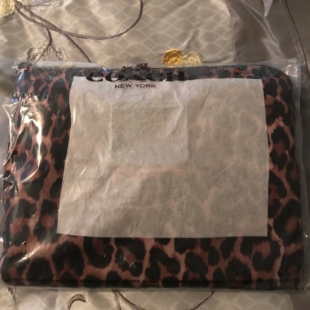 Coach leopard weekend bag