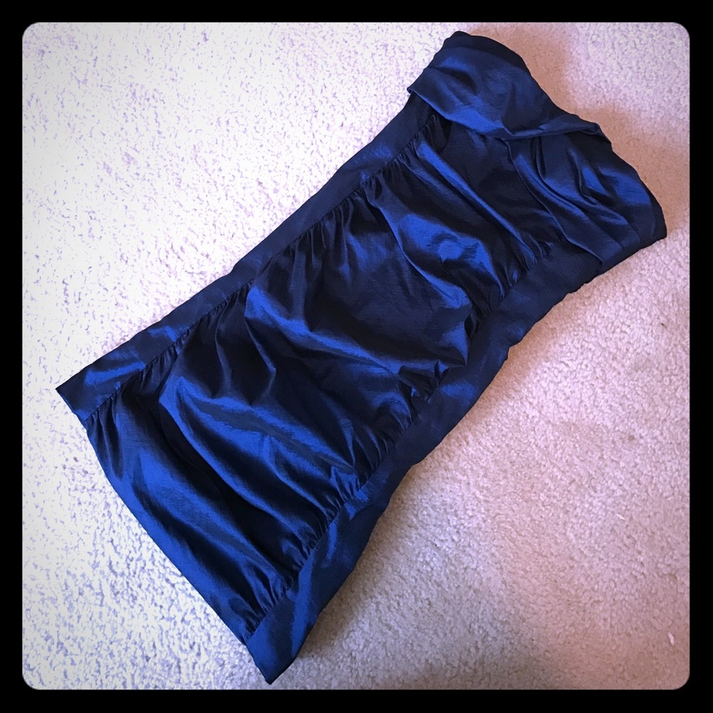 Navy short, strapless cocktail dress. Size 6.