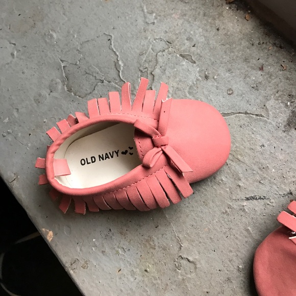 Baby moccasins - Picture 2 of 2