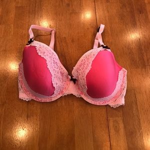 Victoria Secret Bra size 34DD