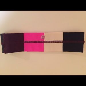 Lulu multi color headband. Price firm.