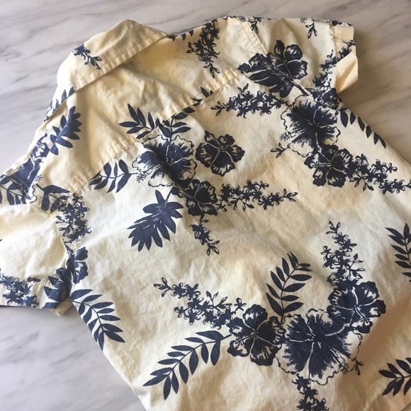 Old Navy boys XS Hawaiian button down shirt - Picture 2 of 4