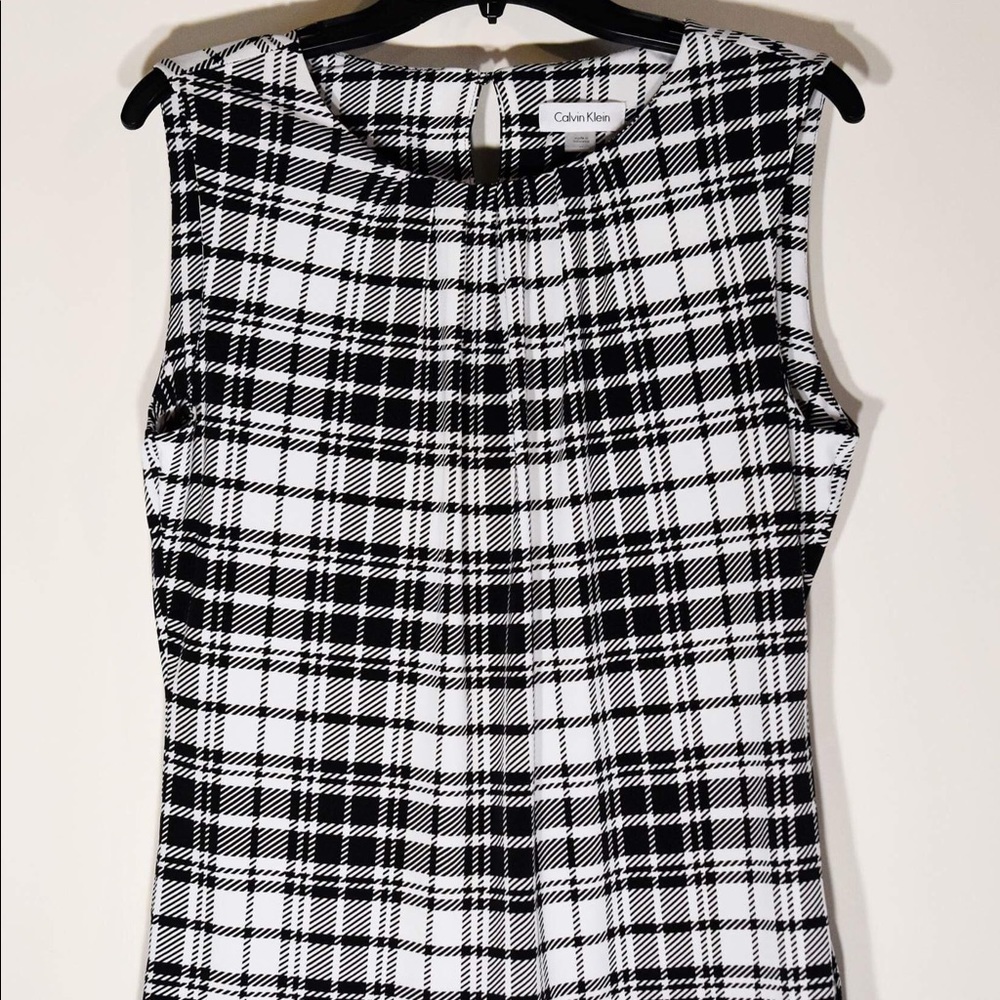 Calvin Klein top size M