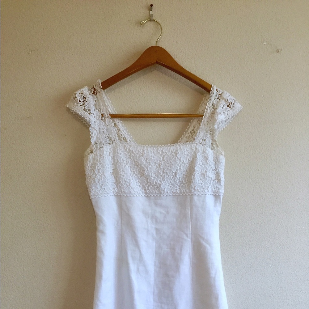 Laundry by Shelli Segal white eyelet lace dress