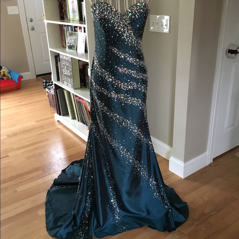 NWOT Stunning Teal Dress