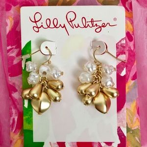 Lilly Pulitzer Gold Dangling Earrings Lilly Pulitzer Gold Dangling Earrings