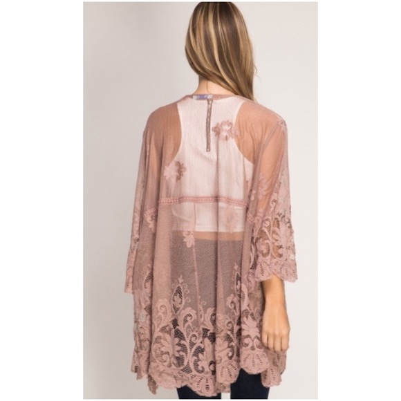 MORE COMING SOON. Lace Kimono - Picture 3 of 4