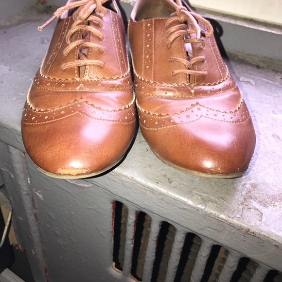 Oxfords - Picture 2 of 3