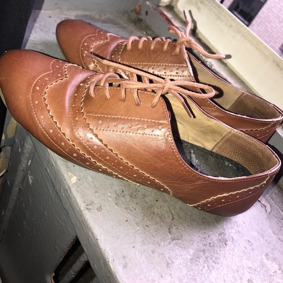 Oxfords - Picture 3 of 3