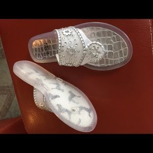 New Stuart Weitzman Indiana jelly sandals. 7M.